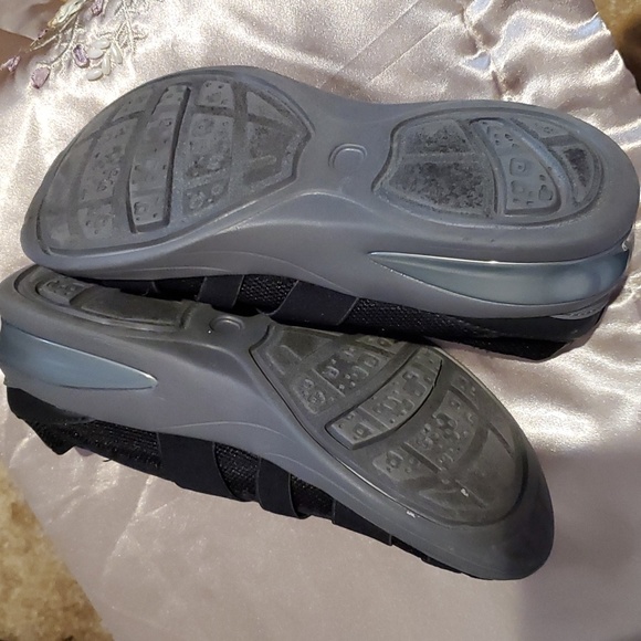 Size 8.5 Black Natural Sport Sandles - Picture 6 of 11